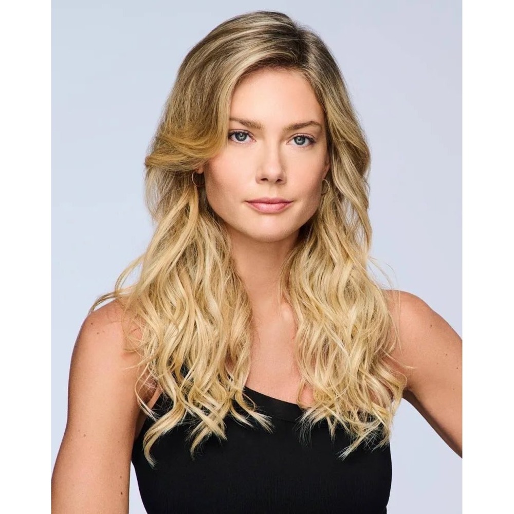 Hairdo 18 Inch Volume Extension Rooted Golden Wheat Blonde SS14/88 Wavy Clip-In